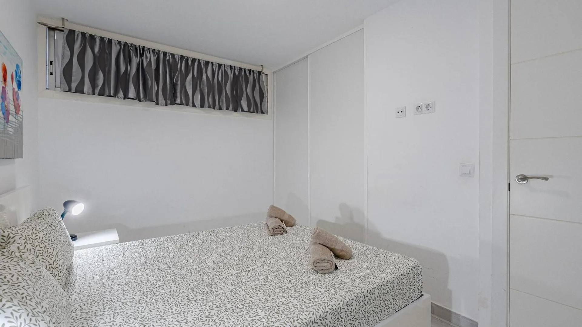 Un Dormitorio En Playa De Las Americas Costa Adeje